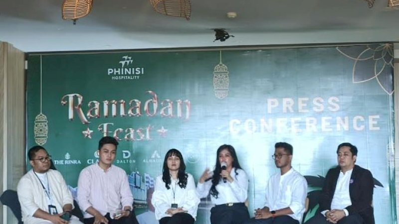 Konferensi pers Phinisi Hospitality Indonesia (PHI) di Pre Function Blu Lemon lantai tiga Hotel The Rinra, Kamis (24/3/2022).