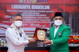 Kuliah Umum di UMI, Taufan Pawe Paparkan Tiga Pilar Pedoman Pemerintah