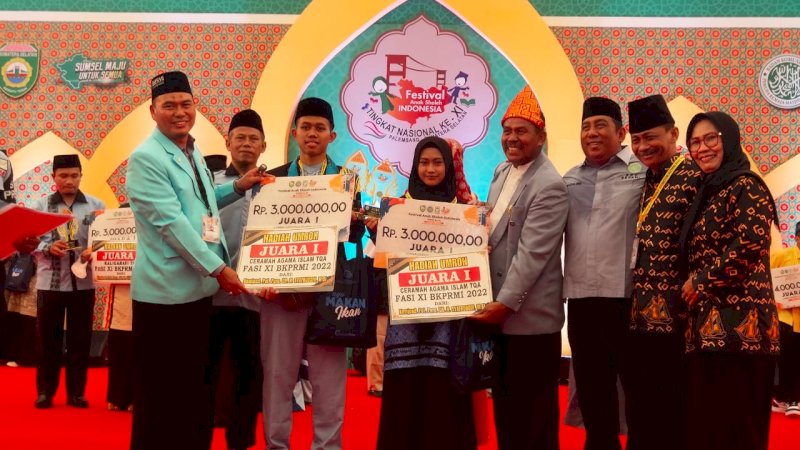 Kafilah asal Sulawesi Selatan berhasil meraih juara umum tiga pada Festival Anak Shaleh Indonesia (FASI) ke-XI yang dilaksanakan di Palembang, Sumatera Selatan, (25-27/3/2022).