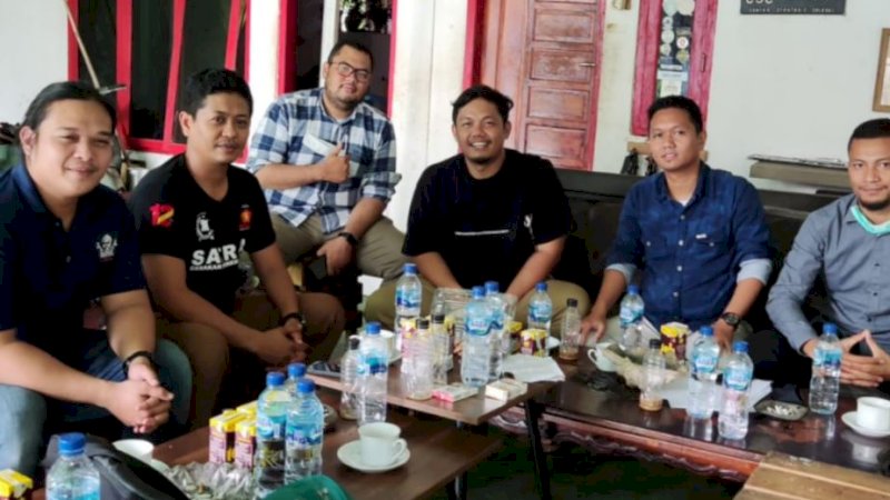 Jajaran pengurus Forum Alumni Muda Ikatan Keluarga Alumni (IKA) Teknik Universitas Hasanuddin (Unhas) atau Formika 09.