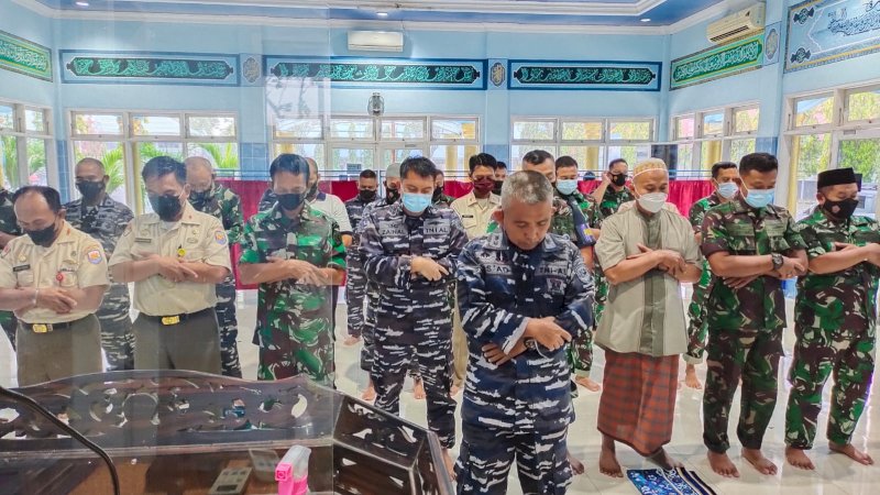 Doakan Prajurit Marinir TNI AL yang Gugur di Nduga Papua, Lantamal VI Gelar Doa Bersama 