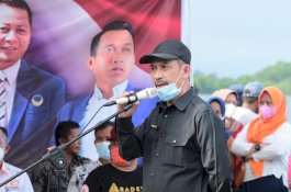 Serunya Lomba Balapan Perahu Nasdem Palopo