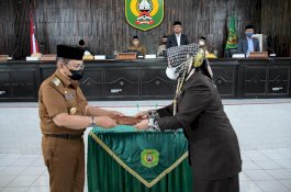 Wali Kota Palopo Terima Draf Penetapan Program Pembentukan Perda 2022