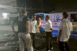 Tak Kenal Waktu, Beni Iskandar Sambangi Petugas PDAM di Lapangan