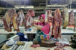Daging Sapi, Ayam dan Telur di Jatim Terpantau Aman Jelang Ramadhan