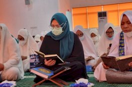 PKK, BKMT, dan Lazismu Parepare Kolaborasi Gelar Marotibul Qiroah, Khatam Al-Qur'an Kurang dari 30 Menit