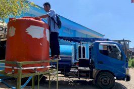 Indahnya Berbagi  di Bulan Ramadhan, PDAM Makassar Pasang Tandon di Beberapa Mesjid