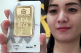 Harga Emas Antam turun