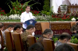 Presiden Jokowi Minta Kabinetnya Berhati-hati