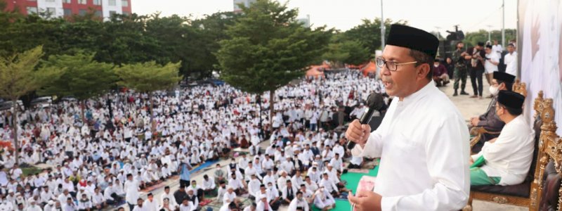 Gerakan Makassar Salat Subuh Berjamaah, Danny Tekankan Pentingnya "Jagai Anakta Jagai Kotata"