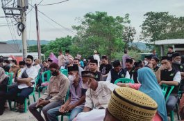 Wawali Parepare Serahkan 6 Unit Rumah kepada Warga Kurang Mampu