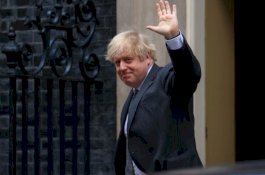 Melanggar, Perdana Menteri Inggris Boris Johnson Didenda
