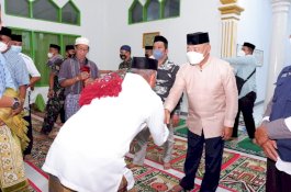 Wabup Gowa Lepas Rindu Bareng Warga Parigi