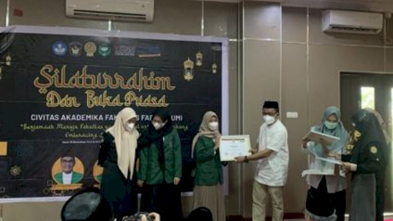 Gelaran lomba Musabaqah Tartil Qur’an (MTQ) 2022 Departemen Kerohanian Badan Eksekutif Mahasiswa (BEM) Fakultas Farmasi Universitas Muslim Indonesia (UMI).