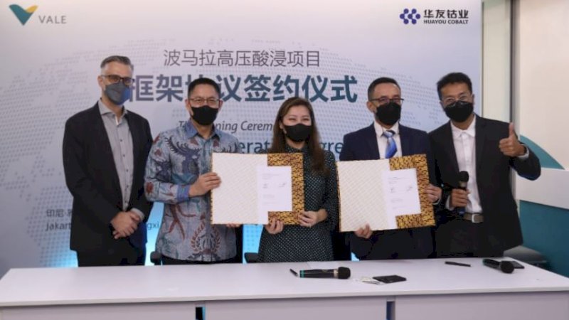 FCA ditandatangani Febriany Eddy dan Bernardus Irmanto, masing-masing sebagai CEO dan CFO PT Vale dan Xuehua Chen, Pimpinan Huayou.