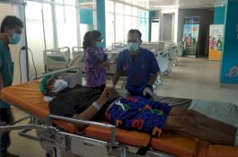 Korban Penembakan KKB Papua Difasilitasi ke Makassar Oleh Gubernur Sulsel