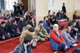 Dalam Bayang-bayang Perang, Muslim di Ukraina Rayakan Idulfitri