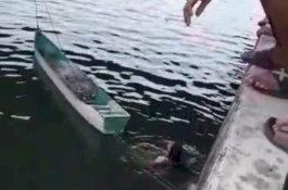 Viral, Aksi Wanita Loncat dari Jembatan Gegara Diduga Bertengkar dengan Pacar