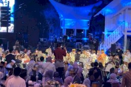 Penuh Haru, dr. Udin Persunting Aura Ramdhan dengan Mahar 88 Rial, 250 Gram Emas dan Seperangkat Alat Salat