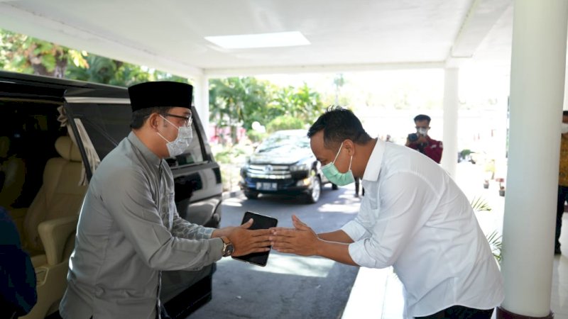 Ridwan Kamil Puji Komitmen Andi Sudirman Sulaiman