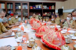 Rapat Bareng Jajaran Pascalebaran, Bupati Barru Warning Pejabat Lebih Proaktif