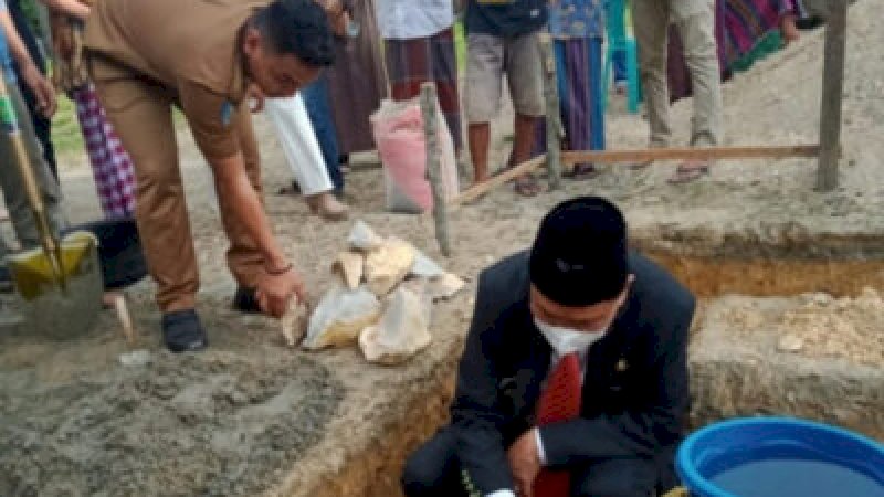 Bupati Barru: Pembangunan Rujab Imam Masjid Limpomajang Bisa Jadi Percontohan