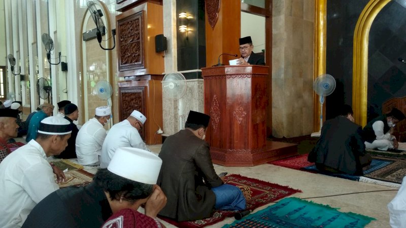 Wali Kota Palopo Salat Idul Fitri di Masjid Agung