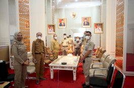 Wali Kota Palopo Ikuti Penyerahan Hasil SAKIP-RB