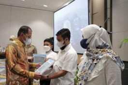 Wali Kota Makassar Ingatkan Purna Praja Bekerja Ikhlas dan Loyal