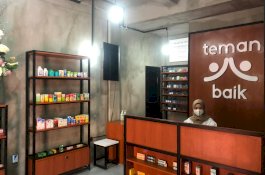 Grand Opening Teman Baik Apotek, Ada Promo Gratis Ongkir dan Check Up