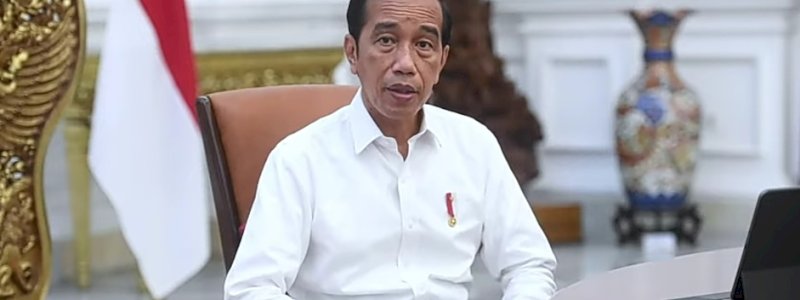 Jokowi Izinkan Masyarakat Tak Pakai Masker di Ruang Terbuka