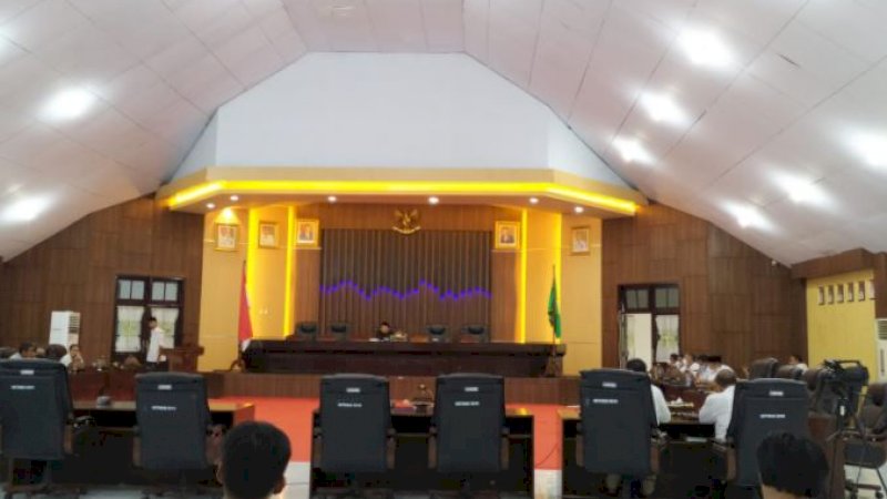 Rapat dengar pendapat (RDP) yang dibuka DPRD Barru, Rabu (18/5/2022).