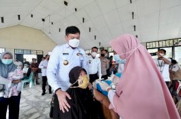 Gebyar Vaksinasi Serentak di Gowa  Target 12 Ribu Orang