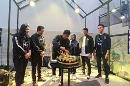 Jadi Store Terbesar Di Indonesia, MS Glow For Men and Barber Shop Buka di Makassar. 
