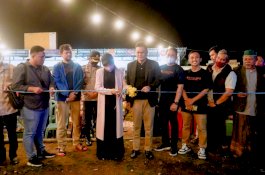 Bupati Barru Resmikan Tongkrongan To Sipulung di Mangkoso