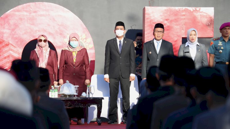 Ketua DPRD Makassar Rudianto Lallo, Walikota Makassar Danny Pomanto dan Wakil Walikota Makassar Fatmawati Rusdi
