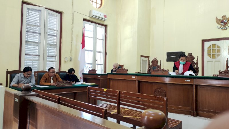 Sidang gugatan praperadilan terhadap Polsek Rappocini, Polrestabes Makassar kembali dilanjutkan di Pengadilan Negeri Makassar, Kamis (2/6/2022) dengan agenda membacakan replik atas jawaban termohon pada sidang sebelumnya.