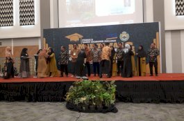 FKIP UIM Gelar Ramah Tamah Wisudawan, Dekan: Alhamdulillah Anak-anak Ibu Telah Berhasil
