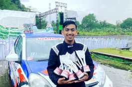Pembalap Asal Makassar Andi Farid  Raih Juara Umum di Kejurprov Slalom IMI Sulsel