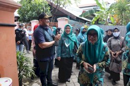 Camat Panakukkang dan Istri Kompak Hadir Saat Kunjungan Posyandu Terintegrasi Di Tamamaung