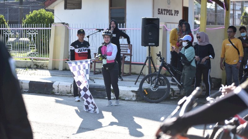 Bupati Luwu Utara Lepas Peserta Aksi Sejuta Sepeda Satu Indonesia