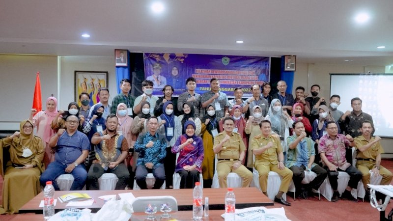 Pembukaan pelatihan kewirausahaan untuk Peningkatan Kapasitas Koperasi Usaha, Kecil, dan Menengah (P2UKM), di Hotel Denpasar, Kota Makassar, Senin (6/6/2022).