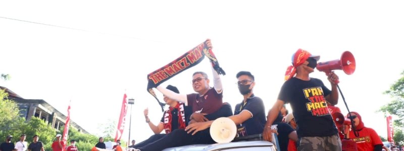 Jawab Harapan Suporter PSM Makassar, Taufan Pawe Diarak Menuju Stadion Gelora BJ Habibie