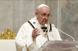 Menag Yaqut ke Vatikan Undang Paus Fransiskus ke Indonesia