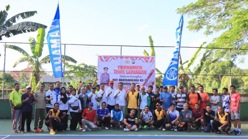 Kapolres Barru Buka Turnamen Tenis Lapangan HUT Bhayangkara Ke-76