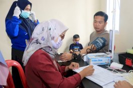 Rangkaian Hari Bhayangkara Ke-76, Polres Barru Sumbang Darah untuk Masyarakat