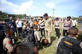 Bupati Gowa Hadiri Tradisi Pembaretan Bintara Remaja Ditsamapta Polda Sulsel