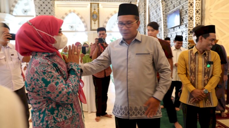 Pelepasan calon jemaah haji (CJH) di Masjid Raya Makassar, Jumat (10/6/2022).