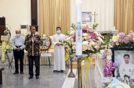 Danny Pomanto Sampaikan Duka Wafatnya Pastor Felix Layadi 