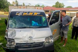 Mobil Pikap Tabrak Purnawirawan Polisi hingga Tewas di Wajo